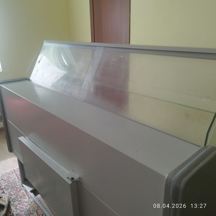 Продам витрина-холодильник