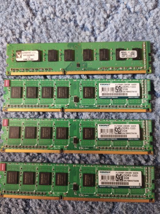 Ddr3 1333Mhz 2gb x  4 buc = 8gb