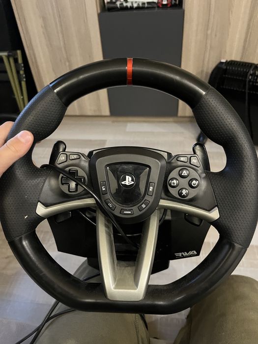 Продавам ps5 с влоан и игри