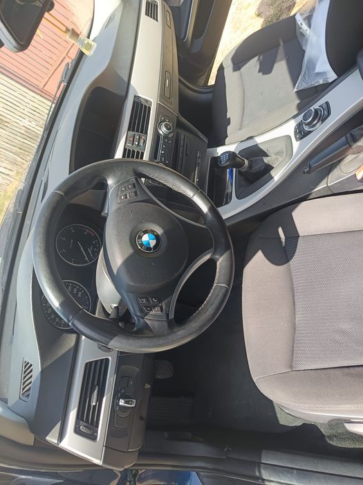 BMW 3 Series 2010 — imagine 4