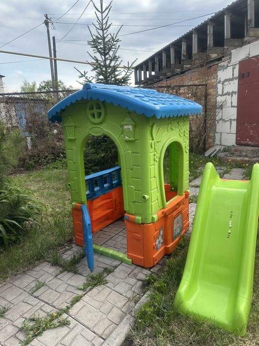 Домик детский с горкой