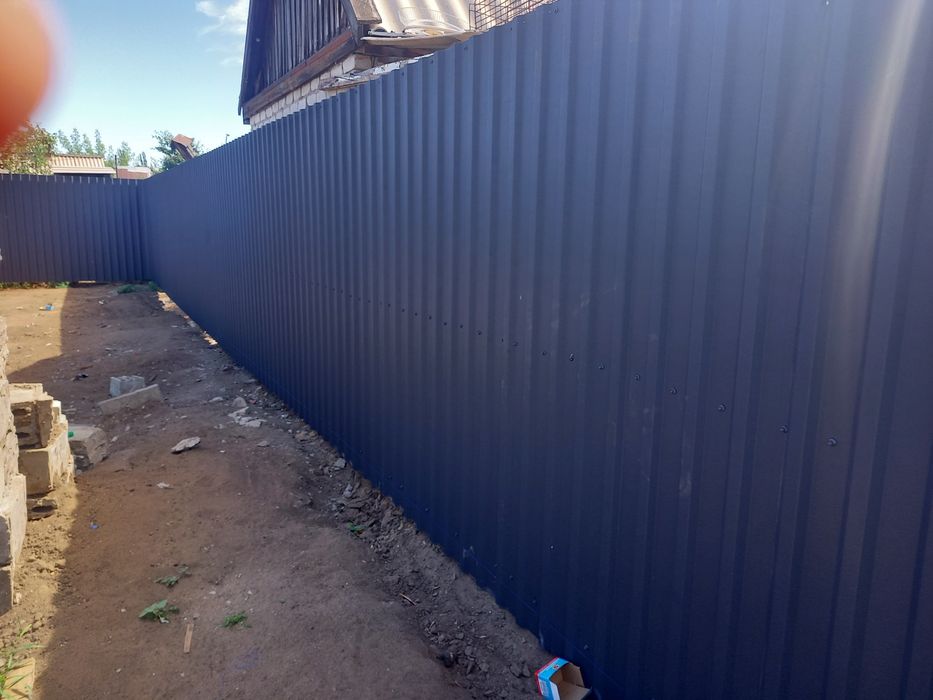 Заборы  ворота  из металла