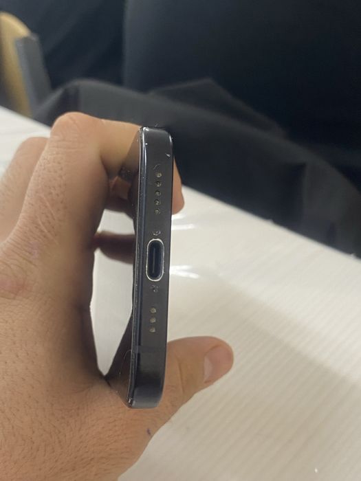 iPhone 15 256/81