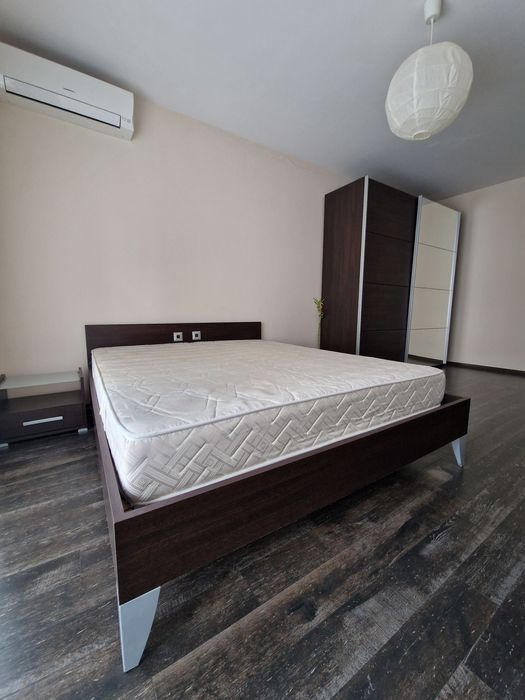 Спален комплект легло с много подаръци