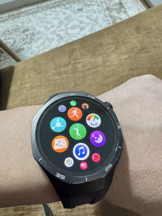 Часы huawei gt 5 PRO