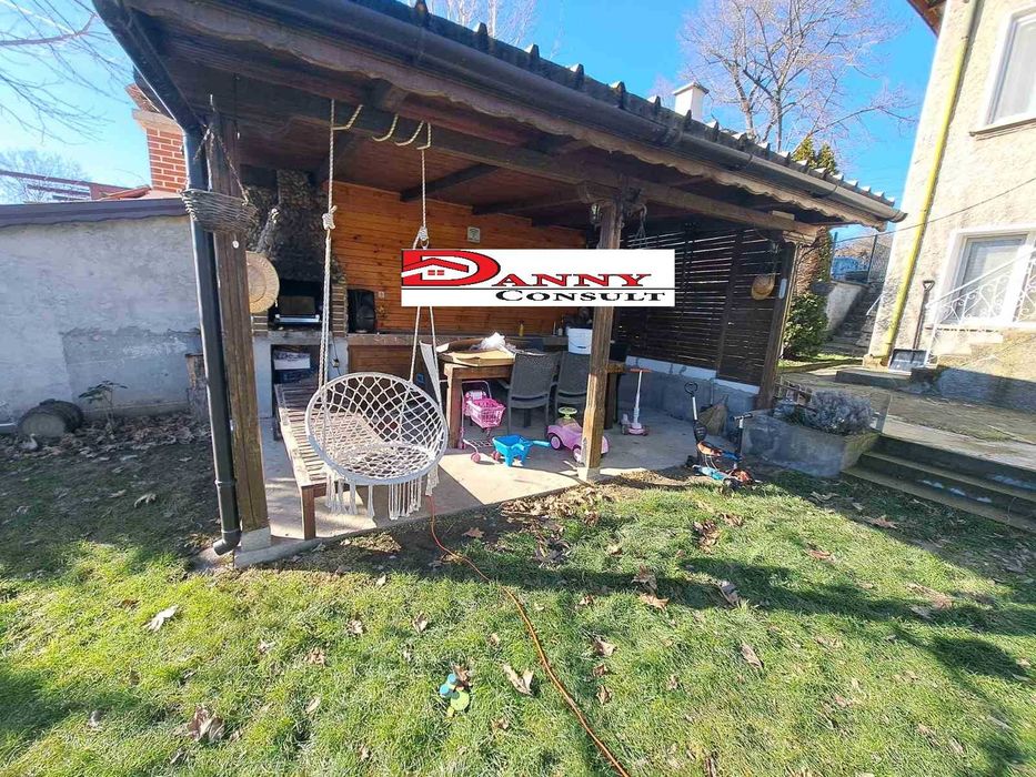 Къща за продажба в с. Царевец - обл. Велико Търново