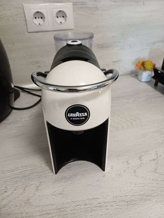 Кафемашина-Lavazza