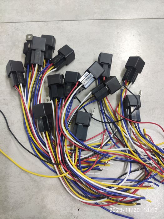 Реле пяти контактные оригинал Starline