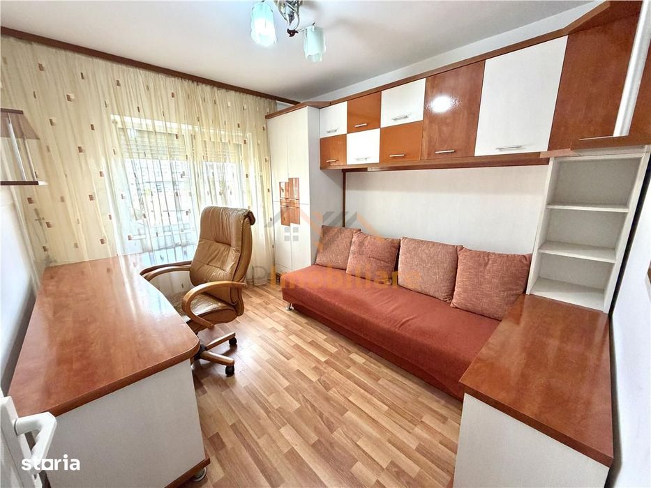 Apartament Cu 3 Camere | Decomandat |  De Inchiriat | Decebal | Oradea