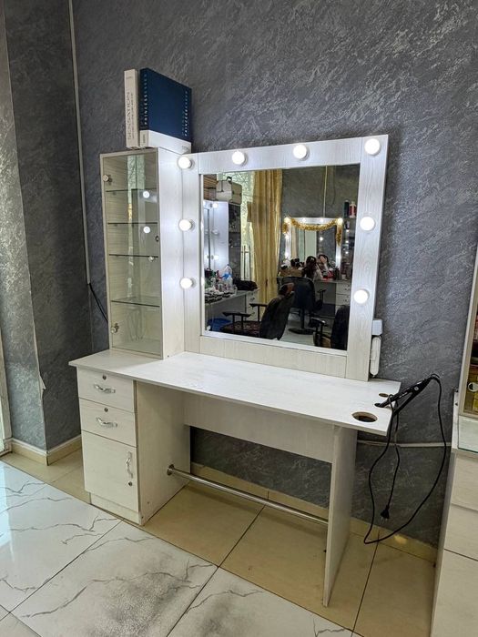 Продам мебель для салон красоты