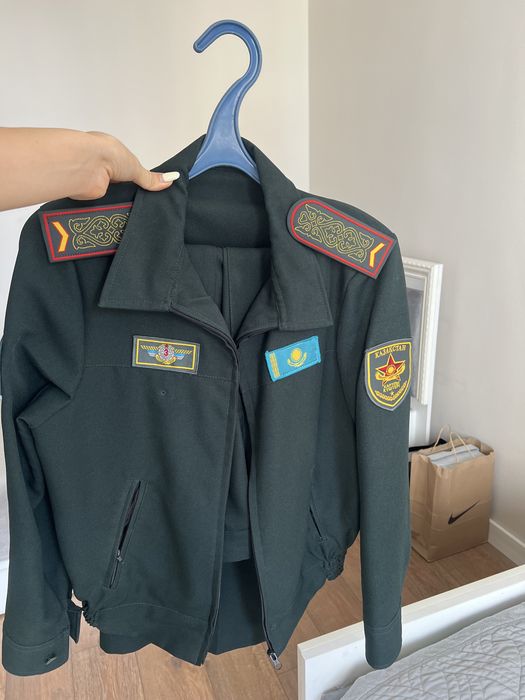 Женская офисная форма