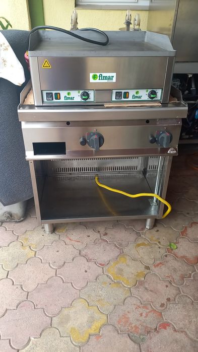Vând utilaje restaurant