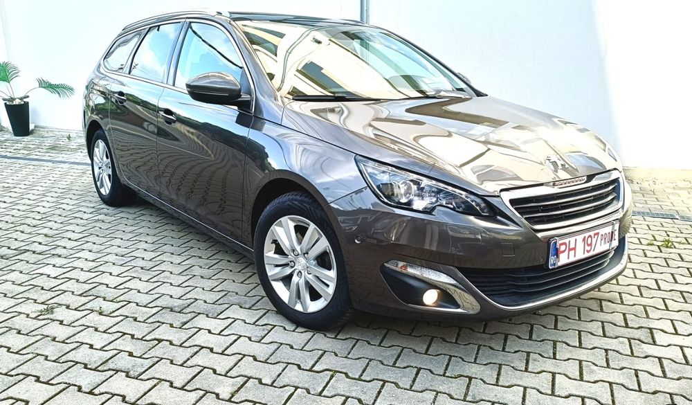 Peugeot 308 2015 / 11 Euro 6 Led Navi Panoramic 1.6 Hdi  120 cp 6+1 trepte
