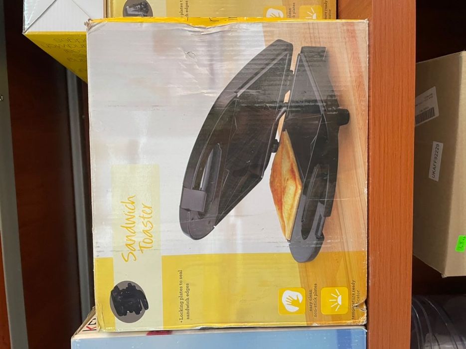 Тостер за сандвичи