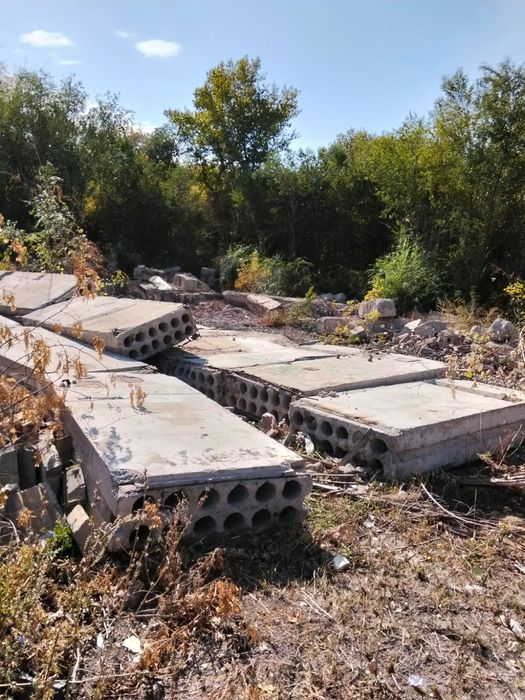 Пролаю фундаментые блоки 6