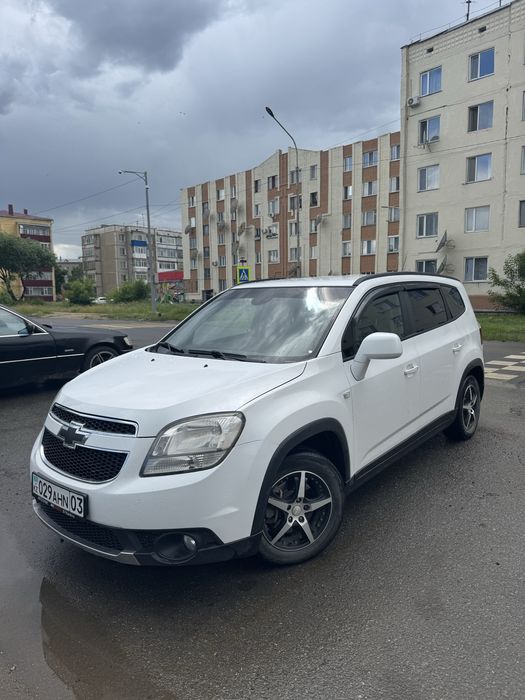 Шевроле Орландо в идеальном состоянии, без вложений