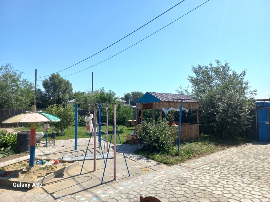 Продам дом 10 соток, Восточный