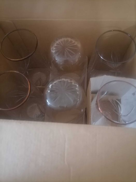 Продам бокалы хрустальные 12  штук
