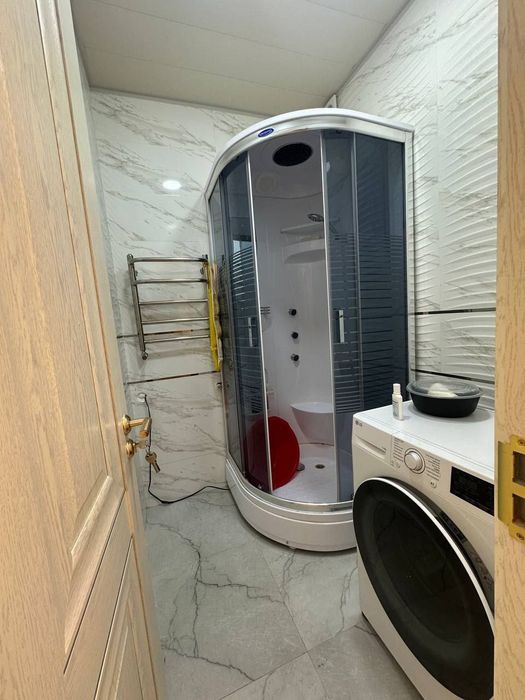 Продается Двухкомнатная Квартира Яшнабадский район ориентир Дворец Ав.