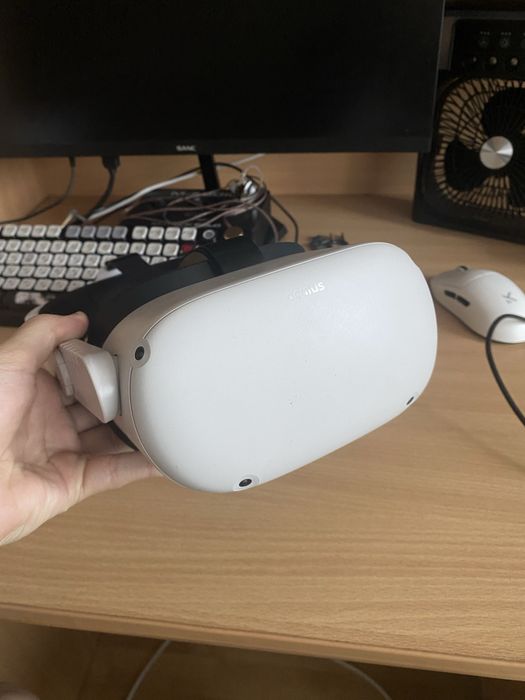 Четкий Oculus Quest2 в продаже
