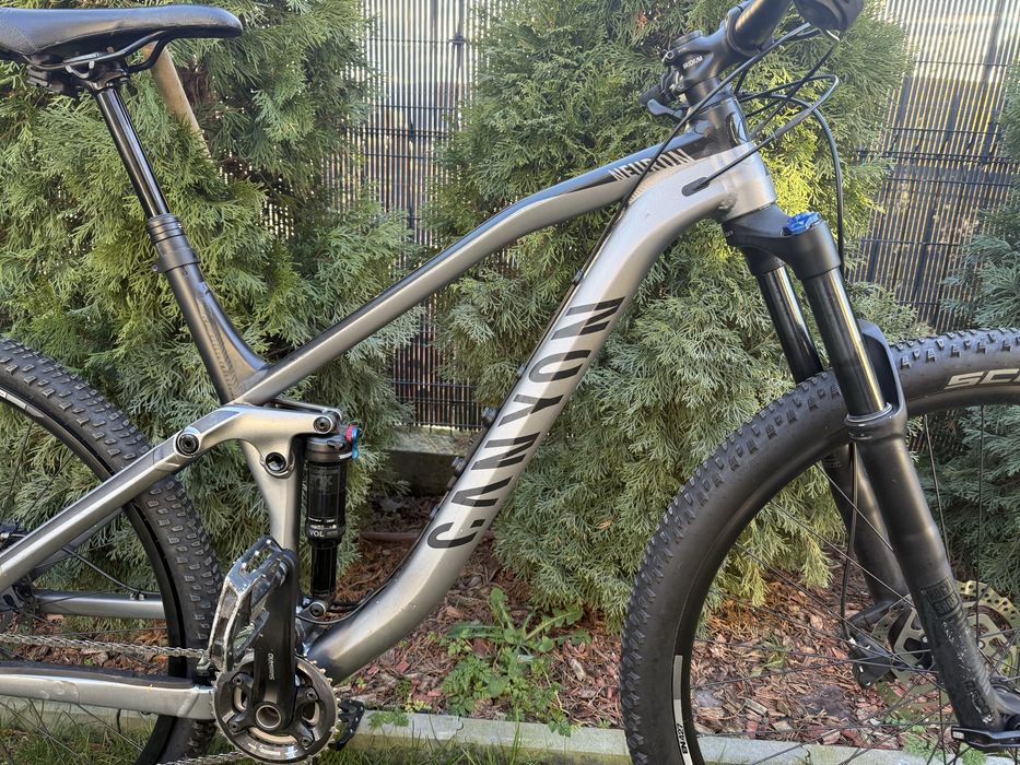 Планински велосипед Мекица CANYON NEURON  29цола. L.