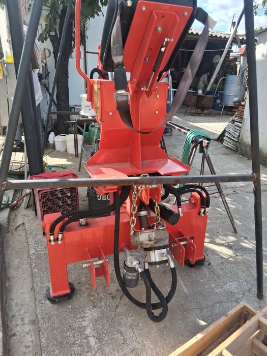 Accesoriu tractor mic escavator