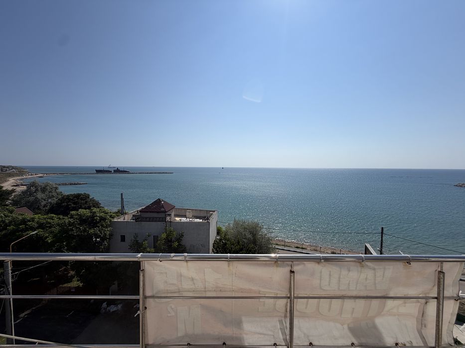Apartament Costinesti vedere frontala la mare cu parcare