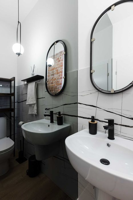 Ofer pentru inchiriere apartament 2 camere LUX în centrul Timișoarei