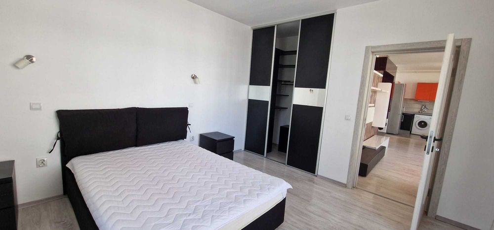 Apartament 2 camere pentru închiriat