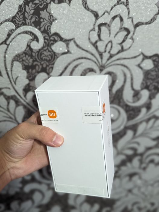 Продам Смартфон Xiaomi Redmi Note 12 pro ( 8 - 256 ) White