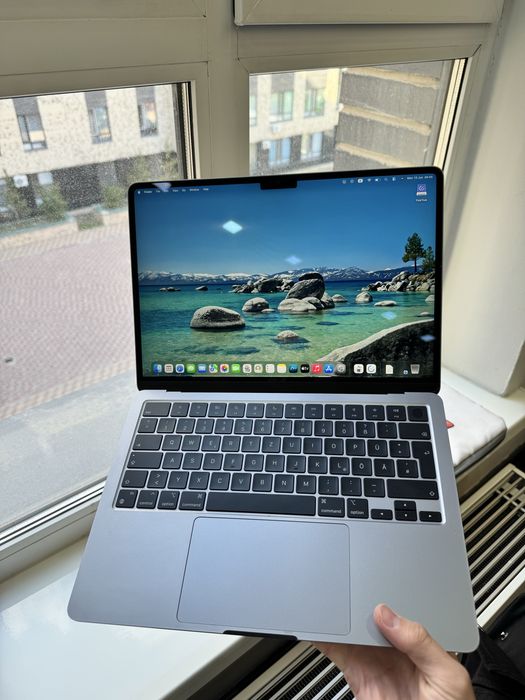 MacBook Air M2 в отличном состоянии