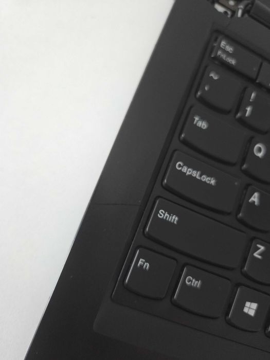 Laptop Lenovo ThinkPad E480 Intel i7 8550U SSD 500Gb 8Gb RAM 14" Windows 10 notebook PC browsing filme office