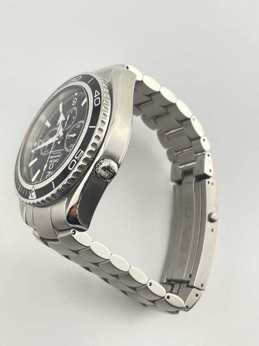 Часы Omega Seamaster Planet Ocean Chronograph