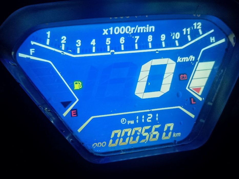 Skuter benzinli srochna sotilyapti