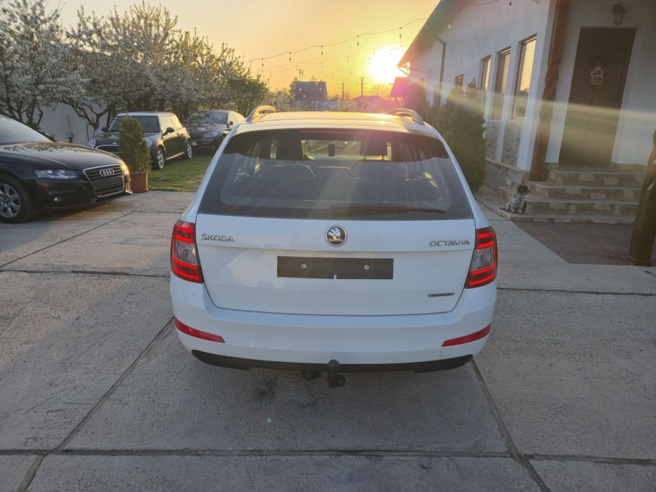 SKODA Octavia 2015 — imagine 5