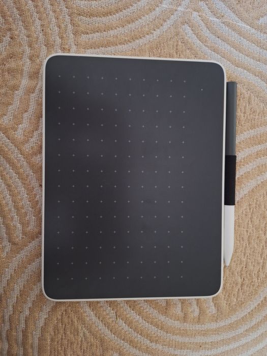 Графичен таблет Wacom One S Pen