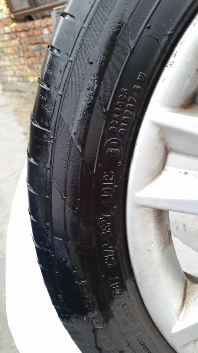 Продавам джанти с гуми за Рено 205/50/17