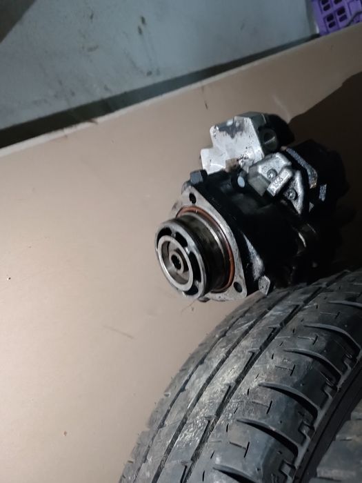 Горивна Помпа от Iveco 65c15