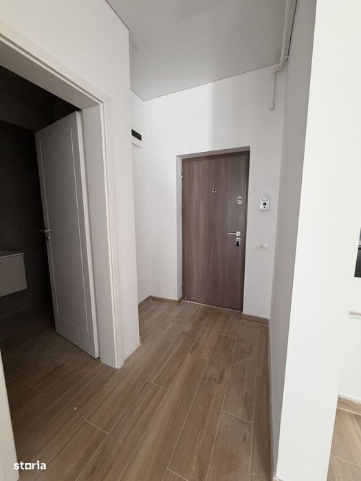 Apartament prima linie la lac in complex rezidential cu piscina | Nata