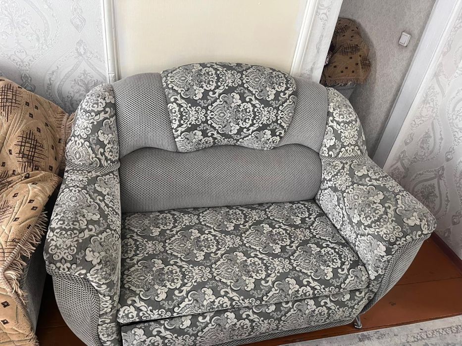 Продам Диван кресло мини Диван