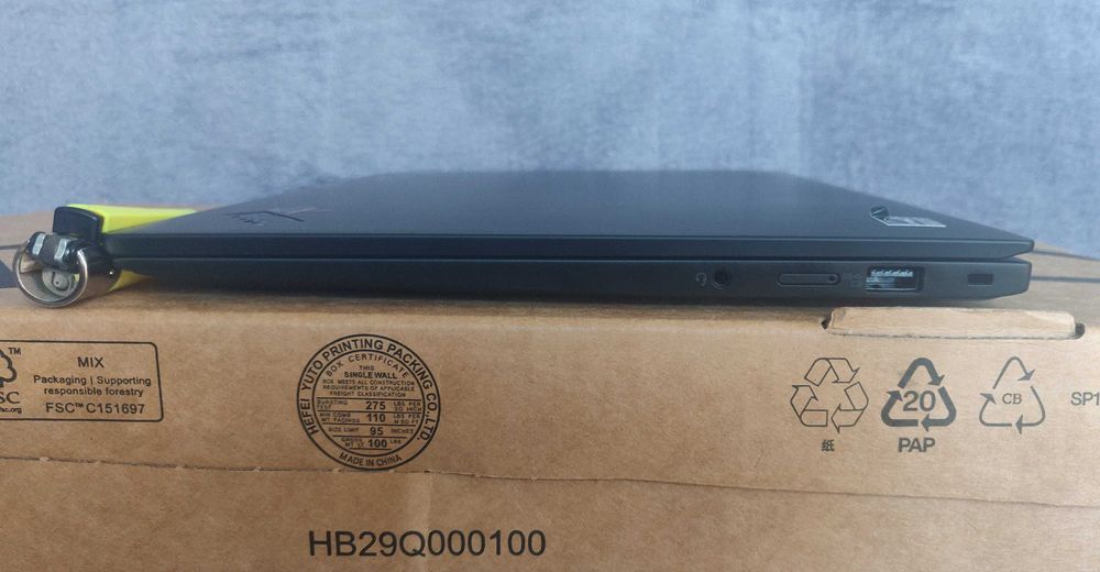 Lenovo ThinkPad X1 Carbon Gen 11, 32GB RAM, гаранция до 11.2026г.