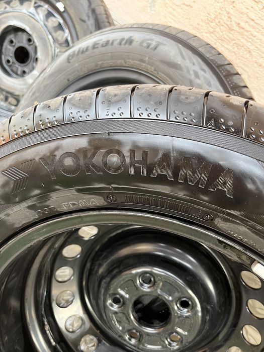 Новые шины + диски еще есть калпак