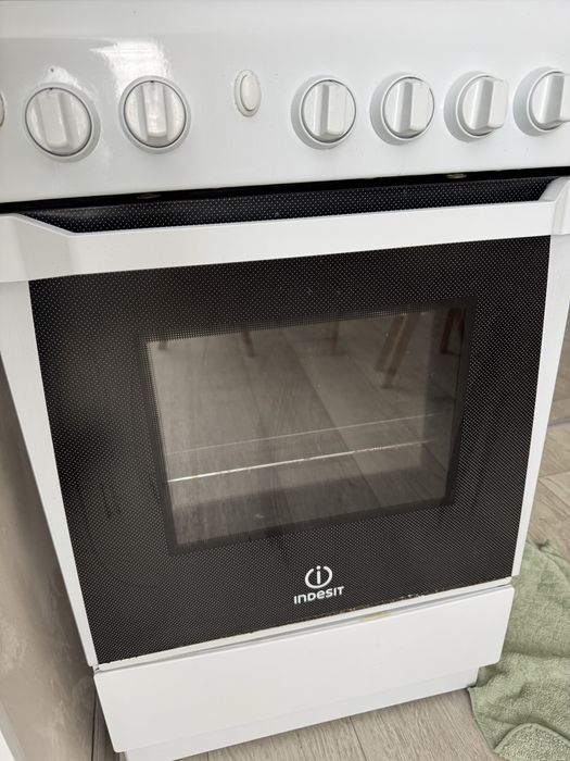 Продам газовую плиты