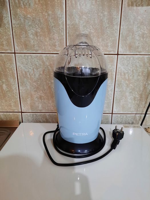 Vând aparat de făcut pop corn