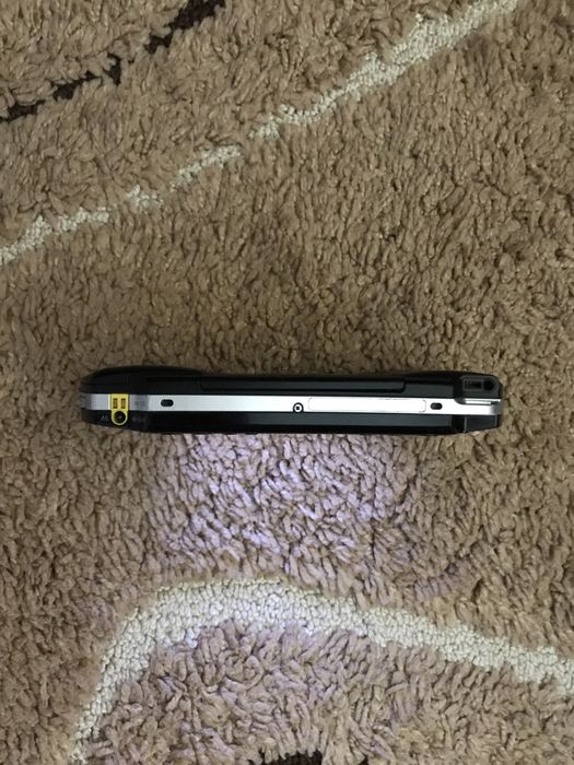 Vând consola Sony PSP