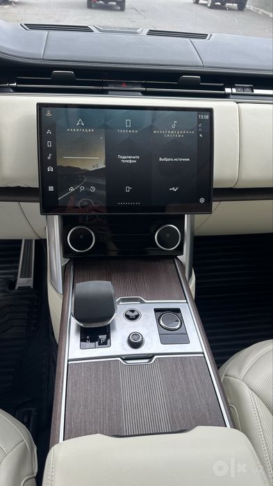 Range Rover P530 Long 2023 год