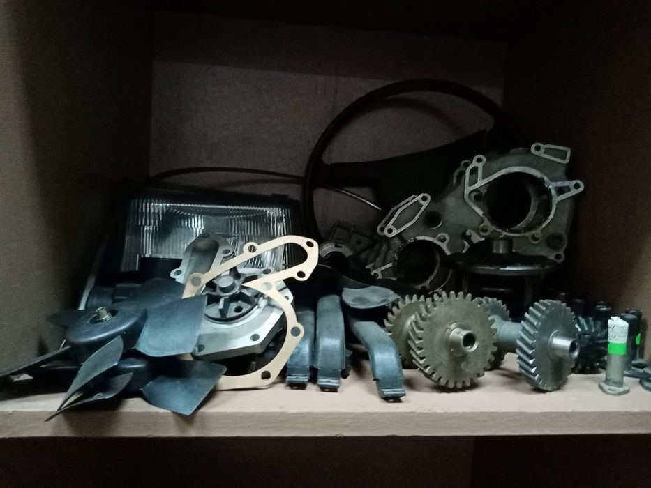 Авточасти за лада нива москвич и други руски коли