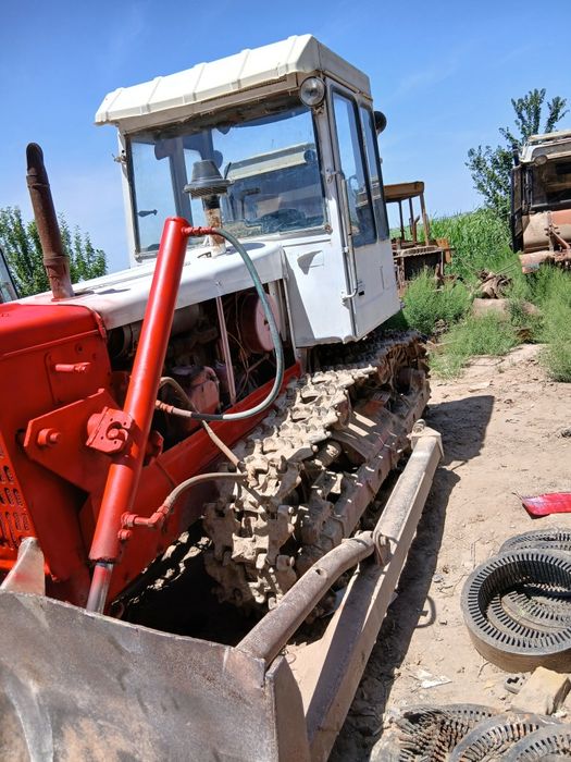 Buldozer 2005 yil