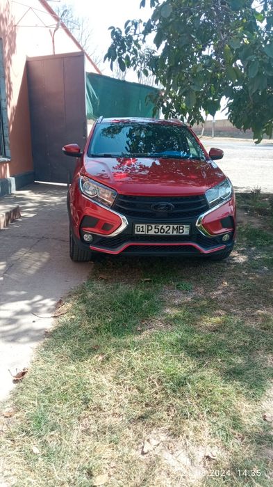 Аренда Lada X-RAY cross 2019 люкс