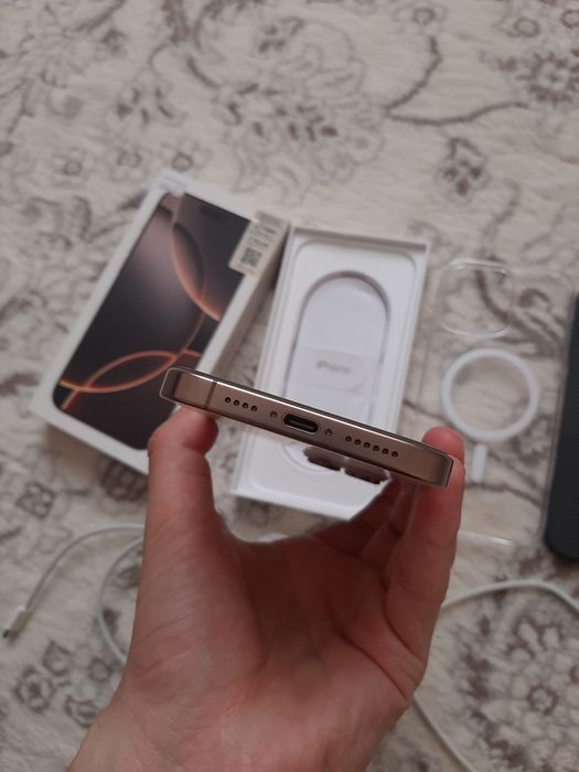İphone 16 Pro Max 256gb 100%